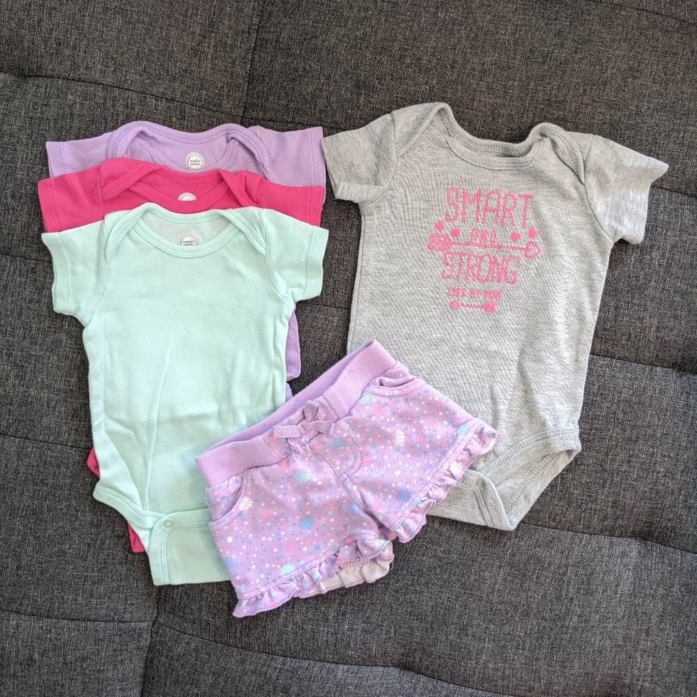 Lot of baby girl clothes
